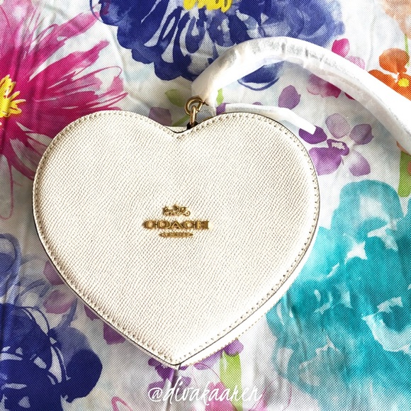SALE! COACH Heart Wristlet Slv/White - Picture 5 of 11